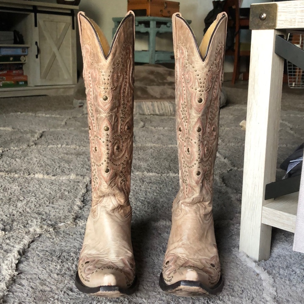 Women’s Corral Boots size 7 1/2